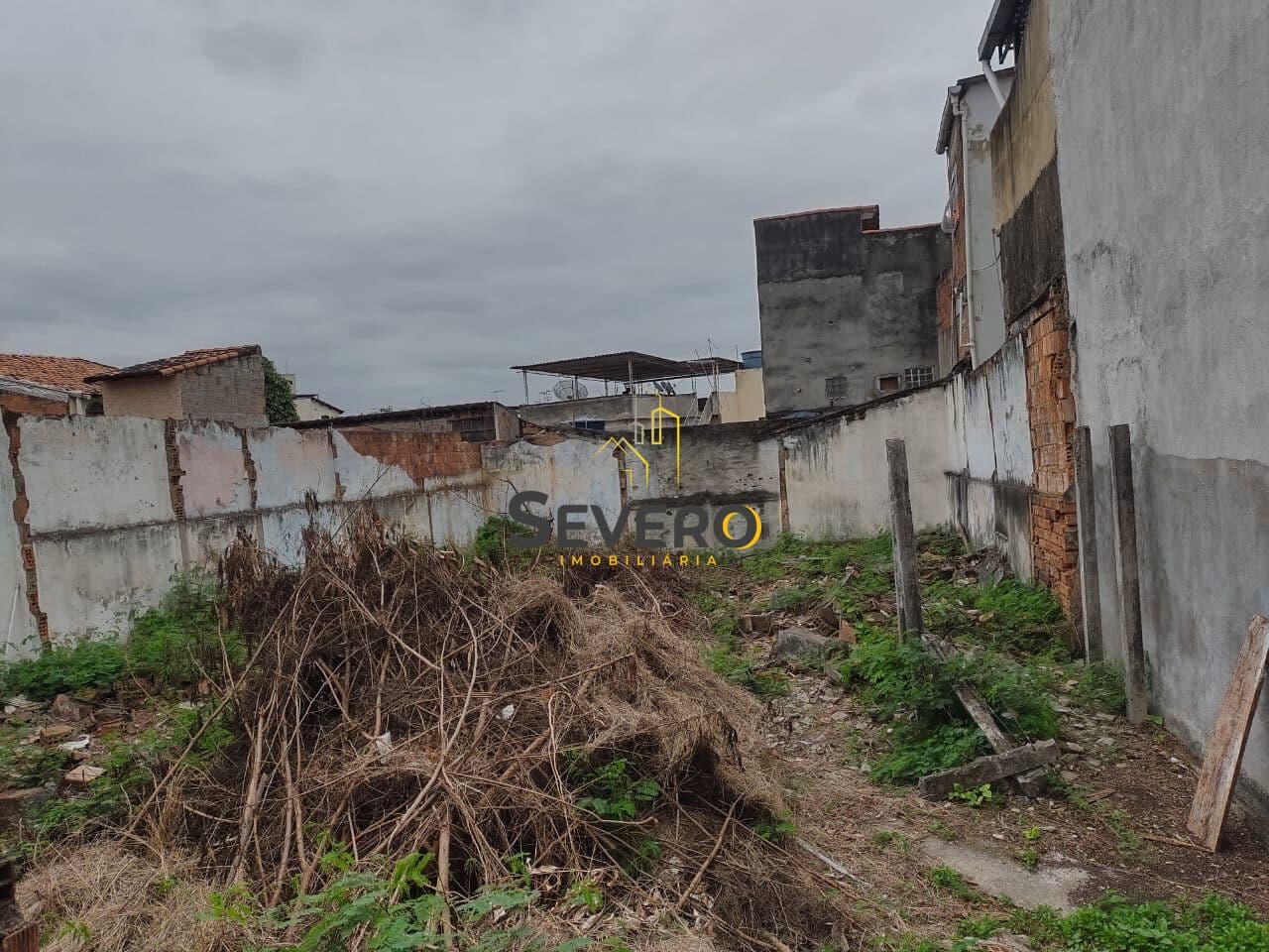 Lote/Terreno em São Gonçalo - Zé Garoto