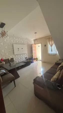 Casa em São Gonçalo - Colubande