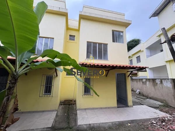 Casa em São Gonçalo - Rocha