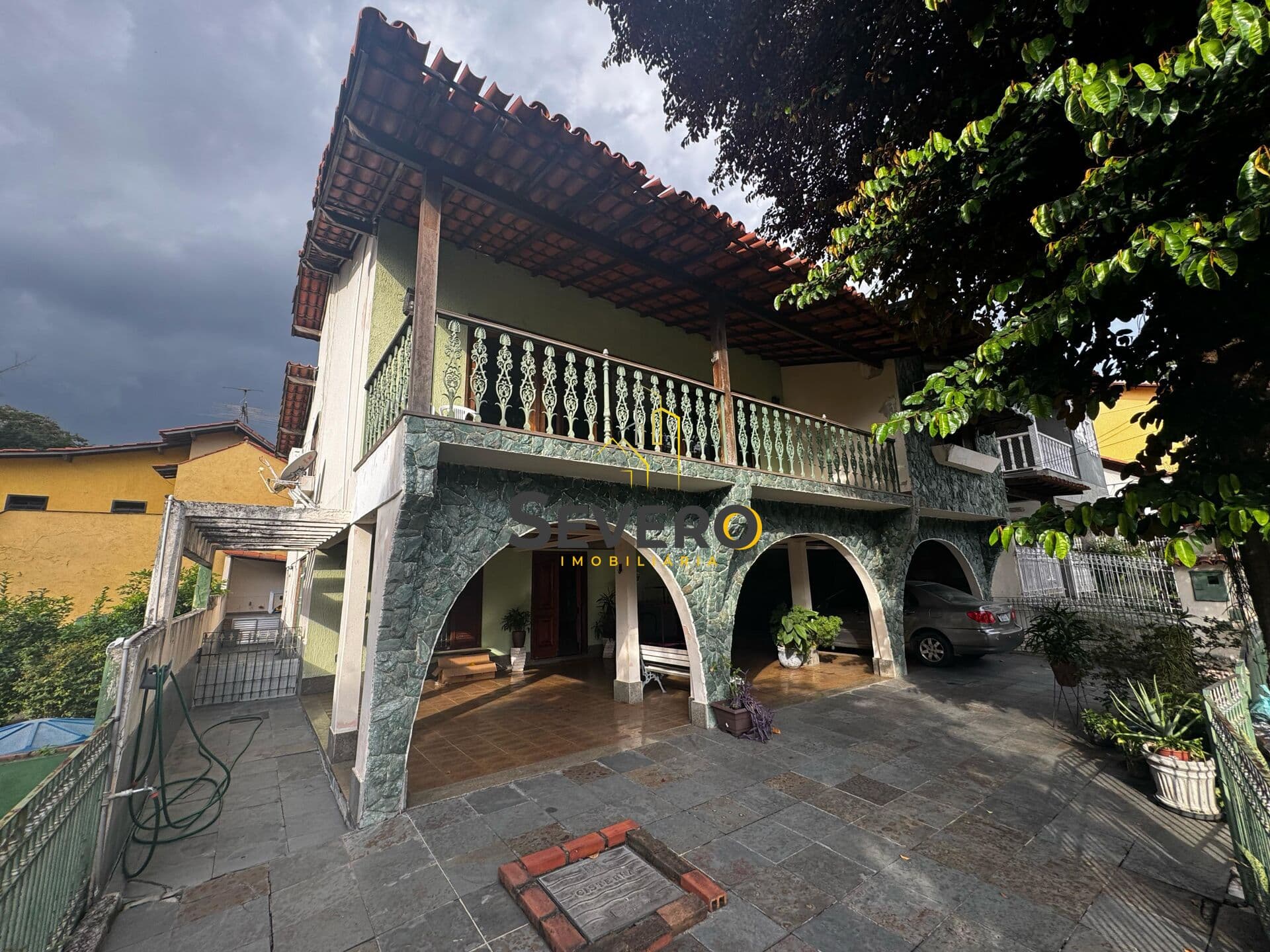 Casa em Condominio com 4 quartos á venda no centro de São Gonçalo