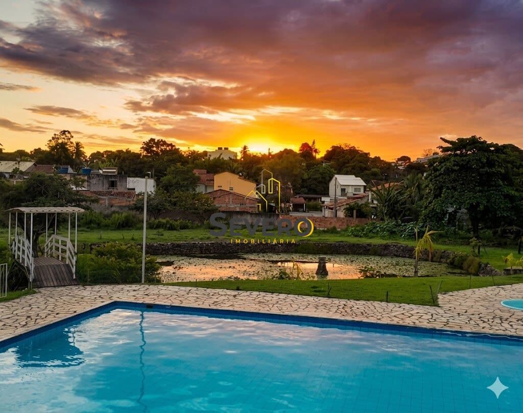 Sítio Completo com 21.800m², Piscinas, Campo e Estrutura para Eventos