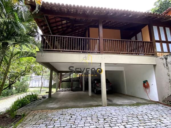 Casa em Condomínio Sítio das Acácias