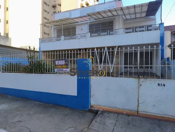 Casa Duplex, no Centro de São Gonçalo