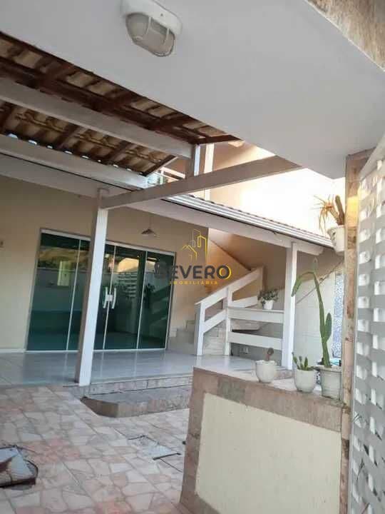 Casa à venda no bairro Rio do Ouro - São Gonçalo/RJ