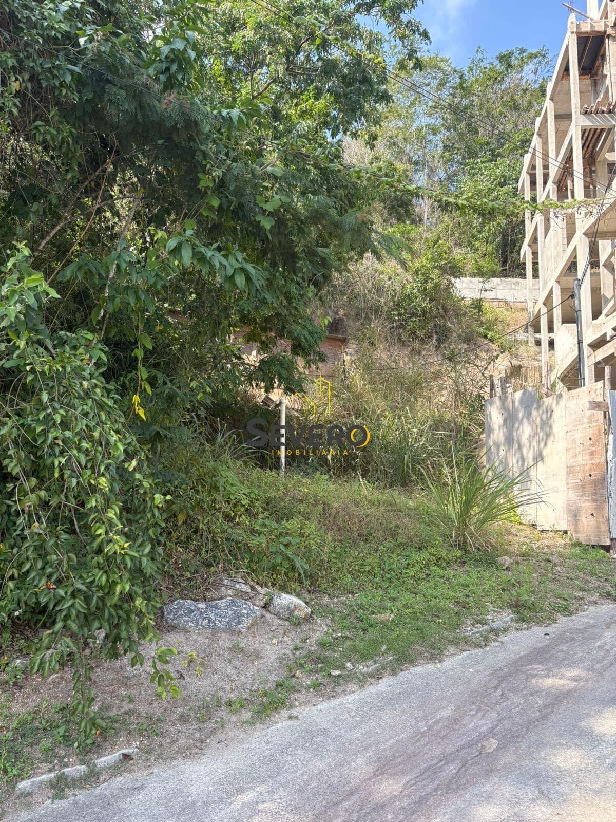Lote/Terreno em São Gonçalo - Maria Paula