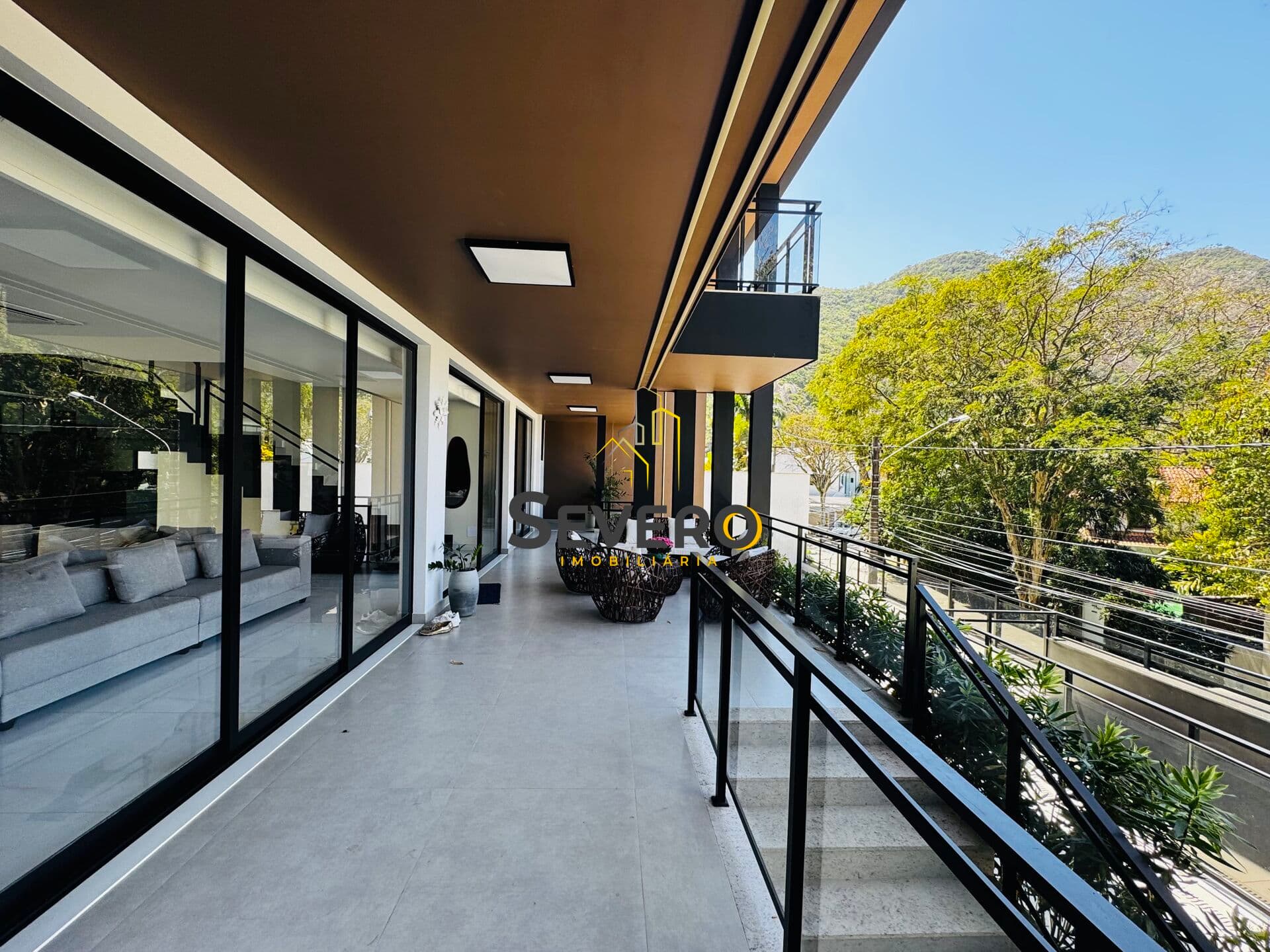 Casa Alto Padrão em Itacoatiara, Niterói/RJ