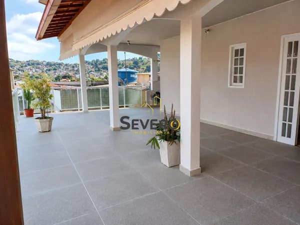 Belíssima Casa à venda no bairro Barro Vermelho - São Gonçalo/RJ