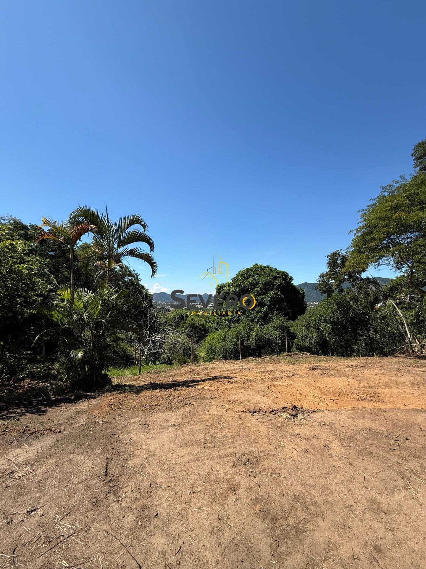 Excelente Terreno à venda no bairro Itaipu - Niterói/RJ