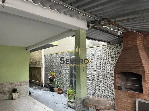 Casa 2 quartos no Mutondo