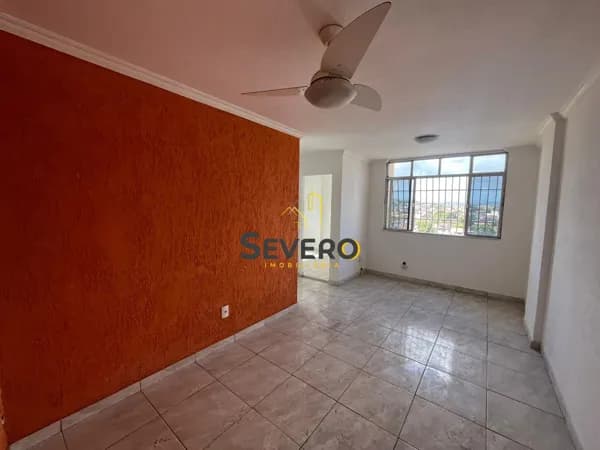 Excelente Oportunidade! Apartamento de 2 Quartos Andar Alto com Vista Livre