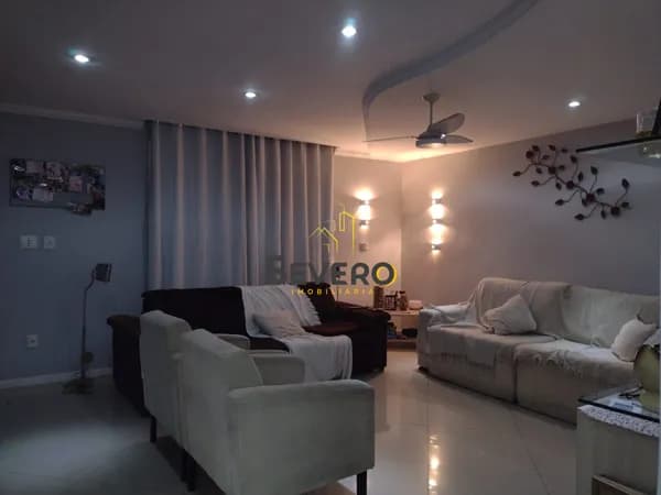Casa em São Gonçalo - Rio do Ouro