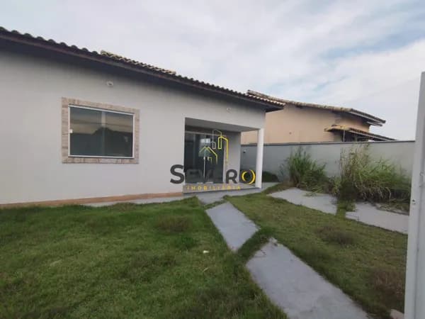Casa Padrão 3 Quartos - R. Setenta e Quatro, 19 - Itaipuaçu, Maricá