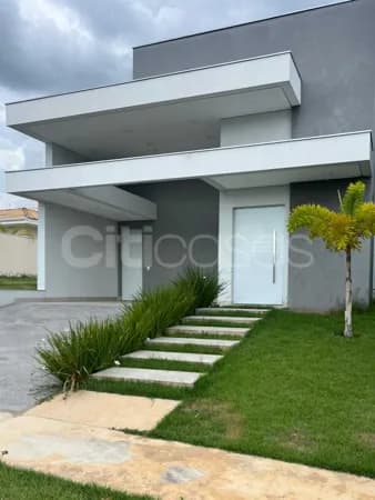 Casa, no Condomínio Campos do Conde