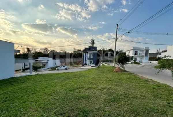 Terreno em Condomínio Horto Floresta Villagio, Sorocaba-SP