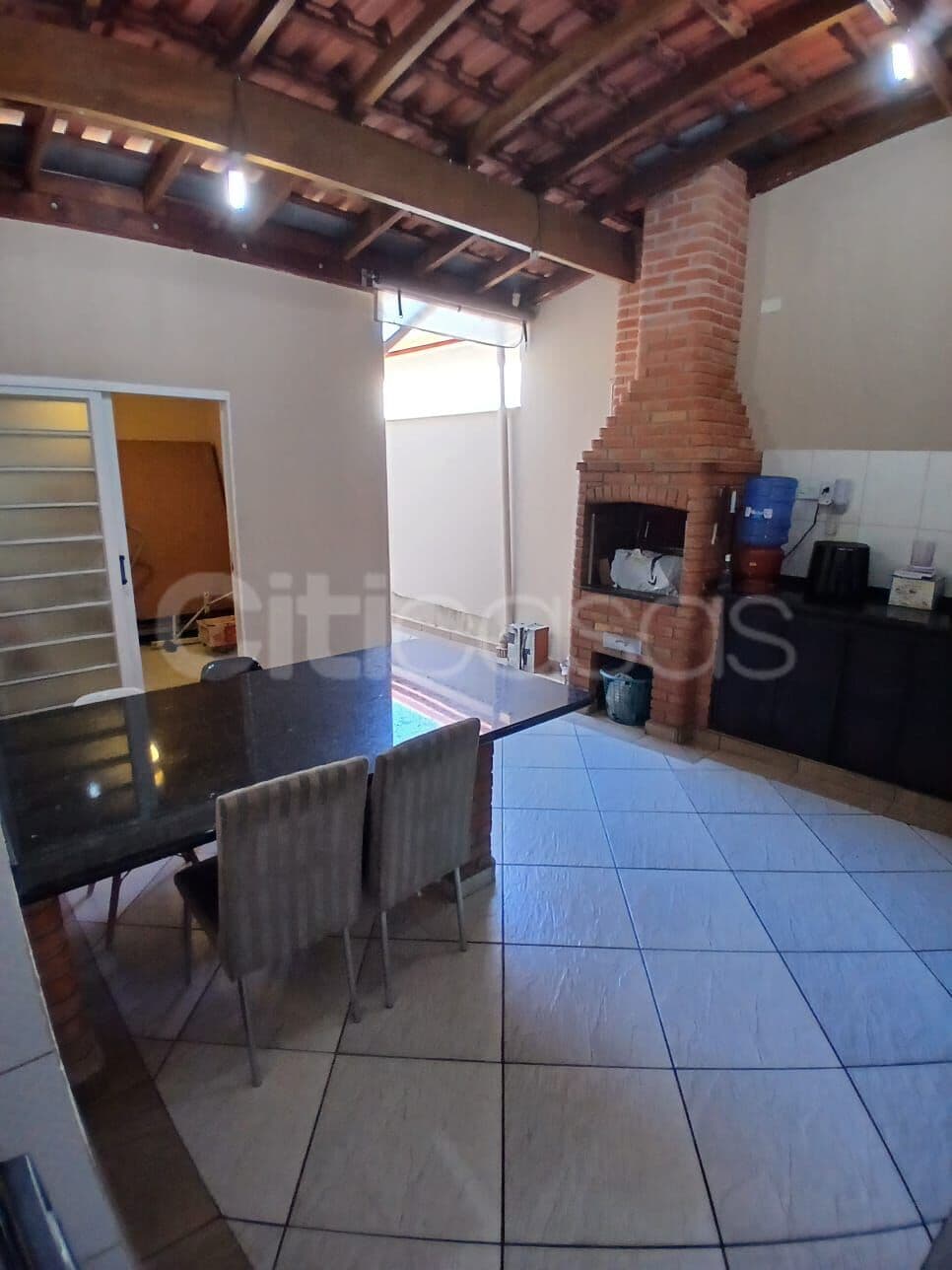 Casa térrea com 3 quartos no condomínio Parque das Árvores na cidade de Sorocaba SP