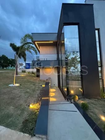 🏡 Sobrado Alto Padrão com Piscina no Campos do Conde – Sorocaba/SP