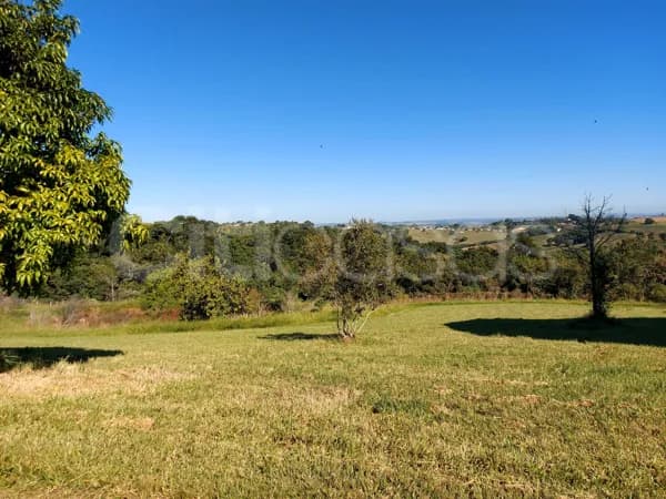 Terreno de 1930m² em Condomínio Residencial Haras Pavão em Araçoiaba da Serra