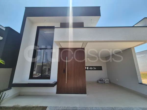 Linda Casa em Condomínio no Residencial Villagio Ipanema