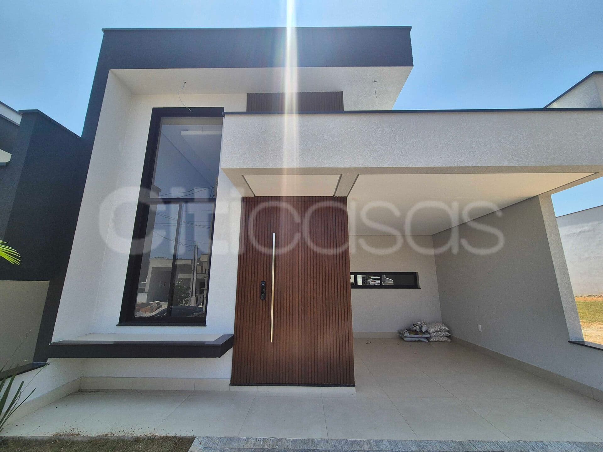 Linda Casa em Condomínio no Residencial Villagio Ipanema