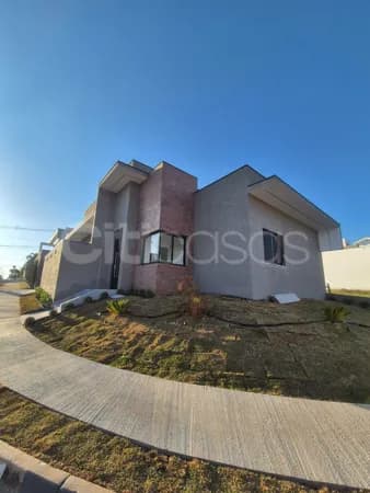 Casa em Condomínio no Residencial Terras de São Francisco