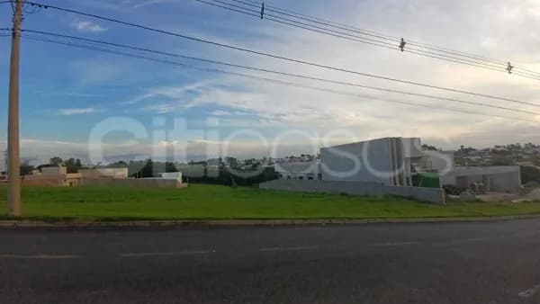 Terreno à venda em condomínio fechado – 1.000 m²