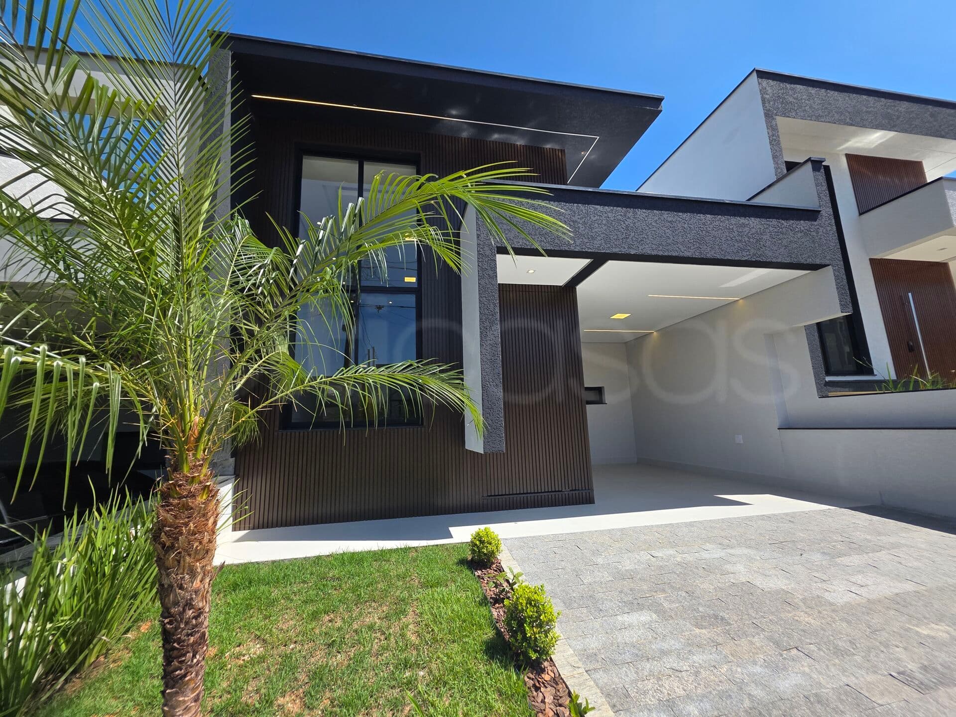 Linda Casa em Condomínio no Residencial Villagio Ipanema