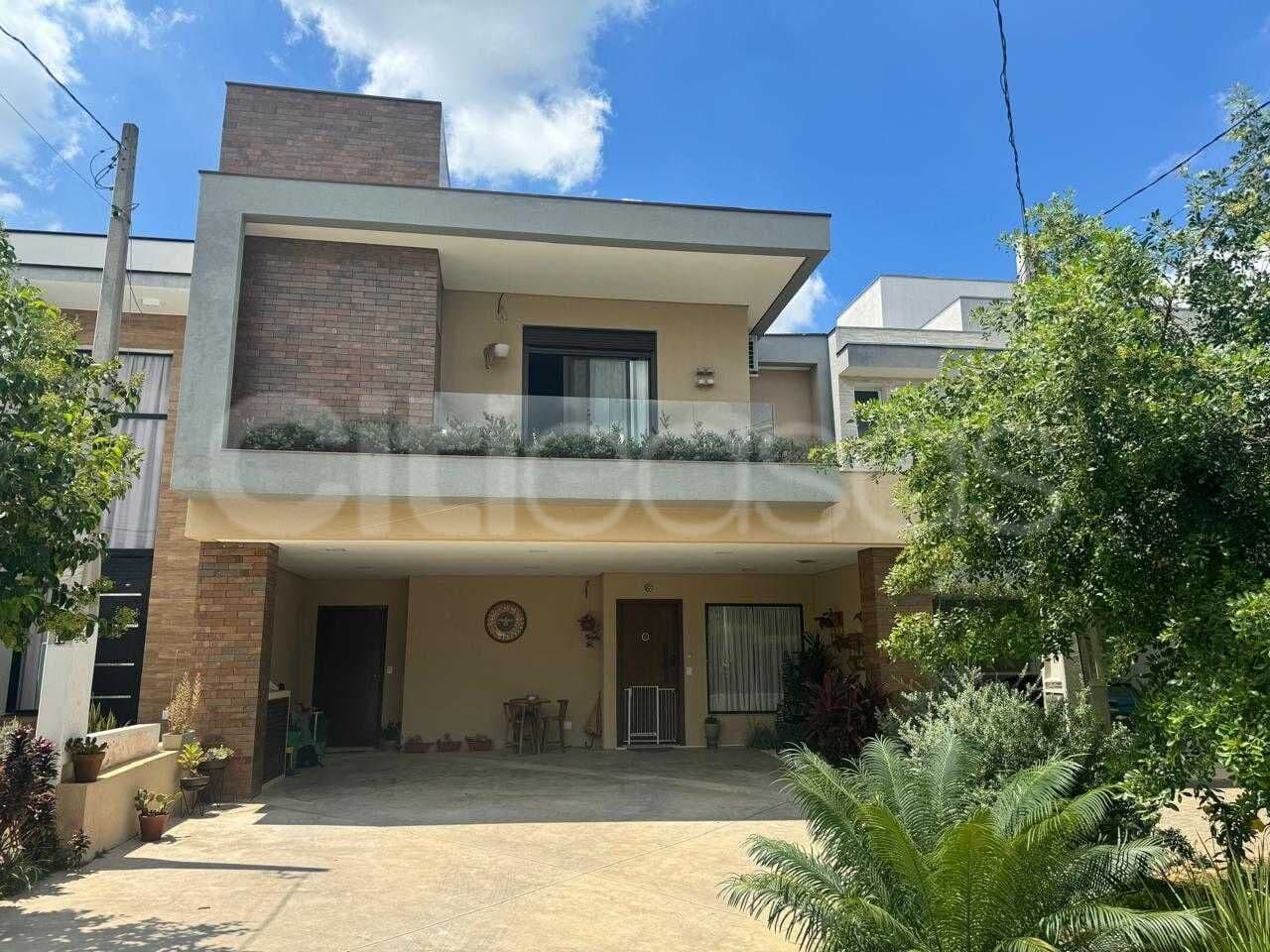 Casa em Condomínio no Residencial Terras de São Francisco