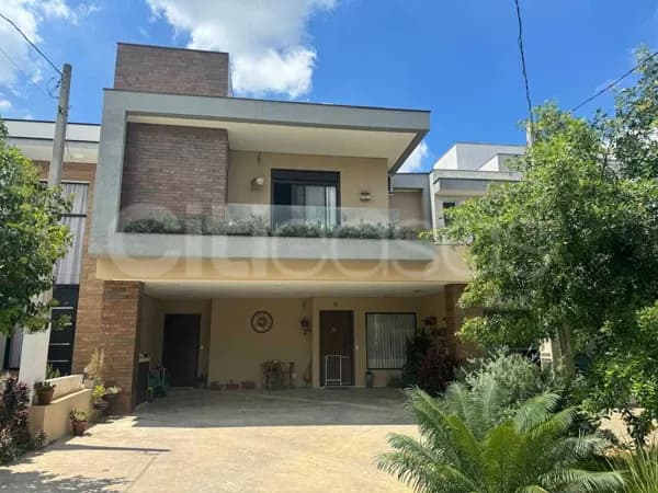 Casa em Condomínio no Residencial Terras de São Francisco