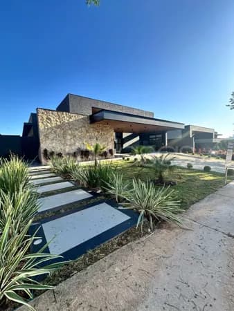 Casa Cinematográfico - SAINT PATRICK