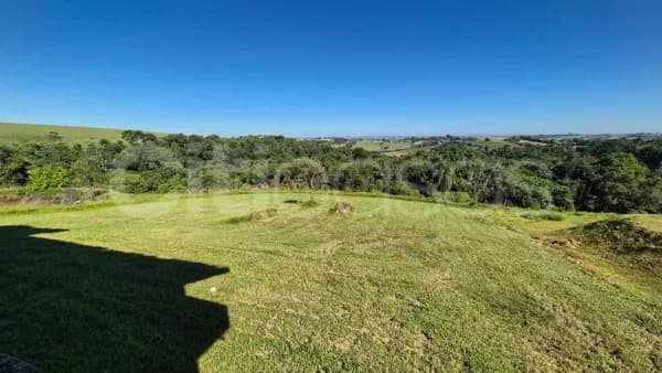 Terreno de 1930m² em Condomínio Residencial Haras Pavão em Araçoiaba da Serra