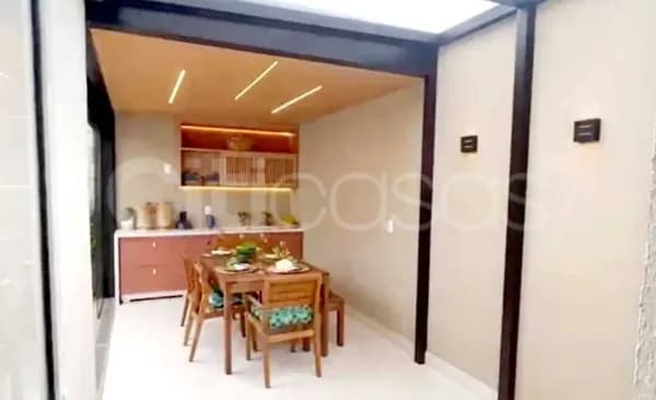 Casa em Condomínio no Residencial Villa Magari região do Alto da Boa Vista.