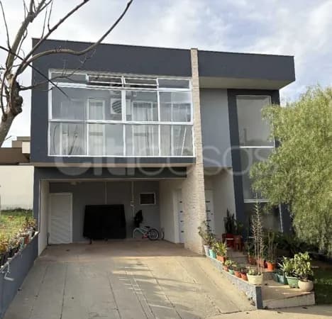 Sobrado em Sorocaba - Condomínio Residencial Jardim
