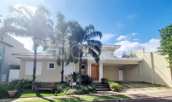 Casa em Condomínio no Residencial Mont Blanc