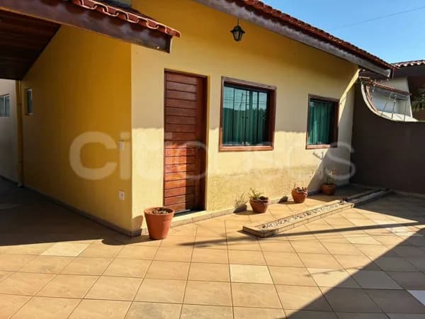 Casa Térrea jardim Leocádia