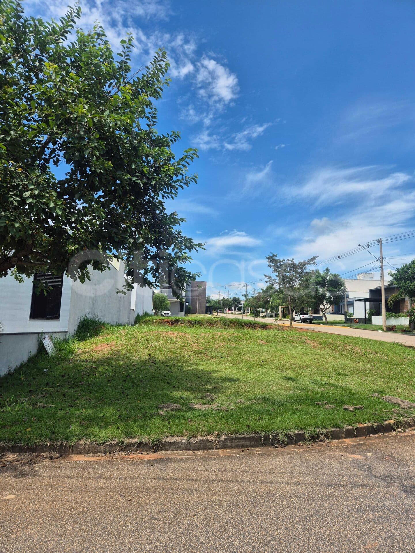 Lote/Terreno em Sorocaba - Condomínio Residencial Jardim