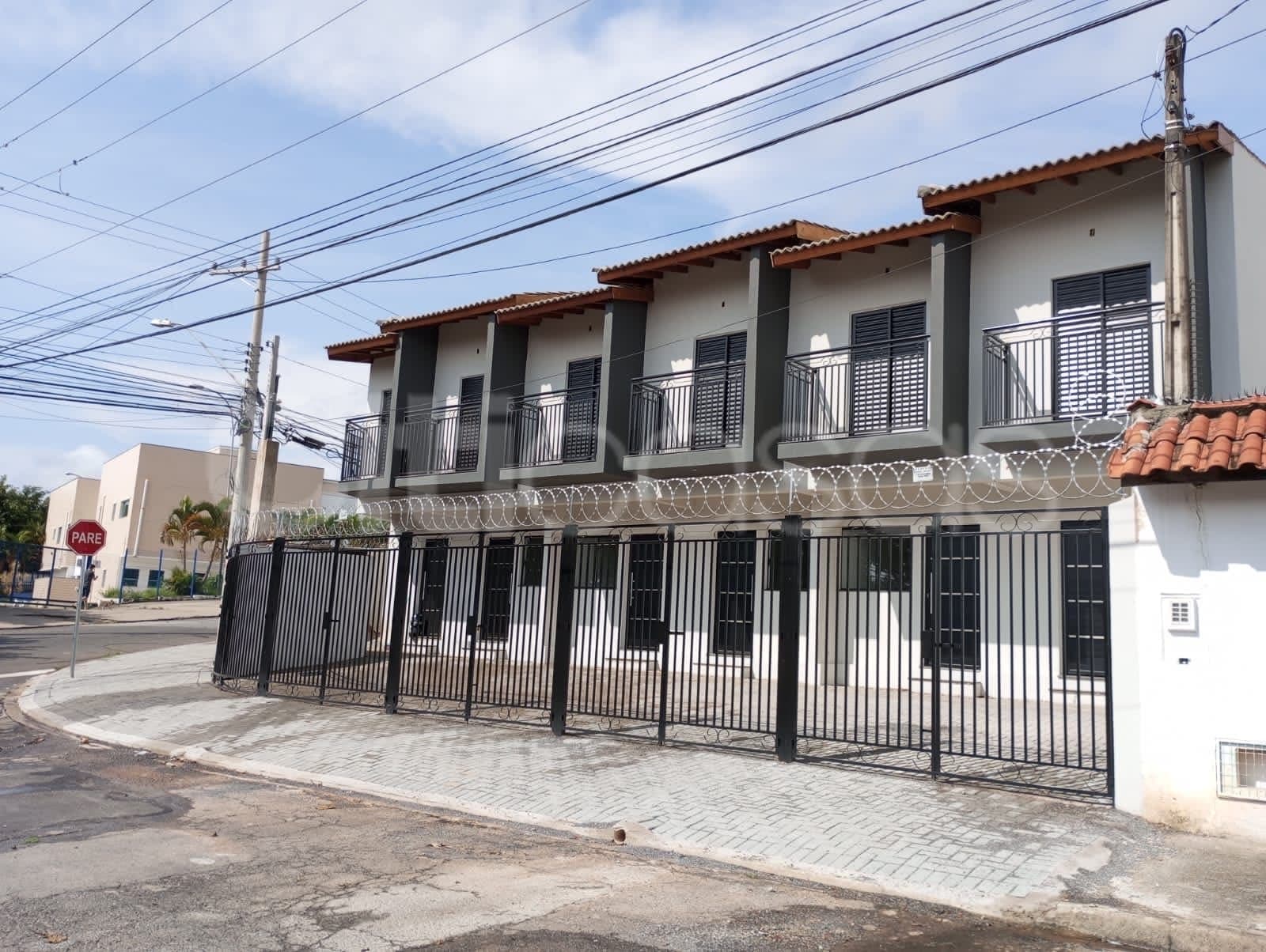 Casa Geminada no Wanel Ville, Sorocaba/SP, Zona Leste