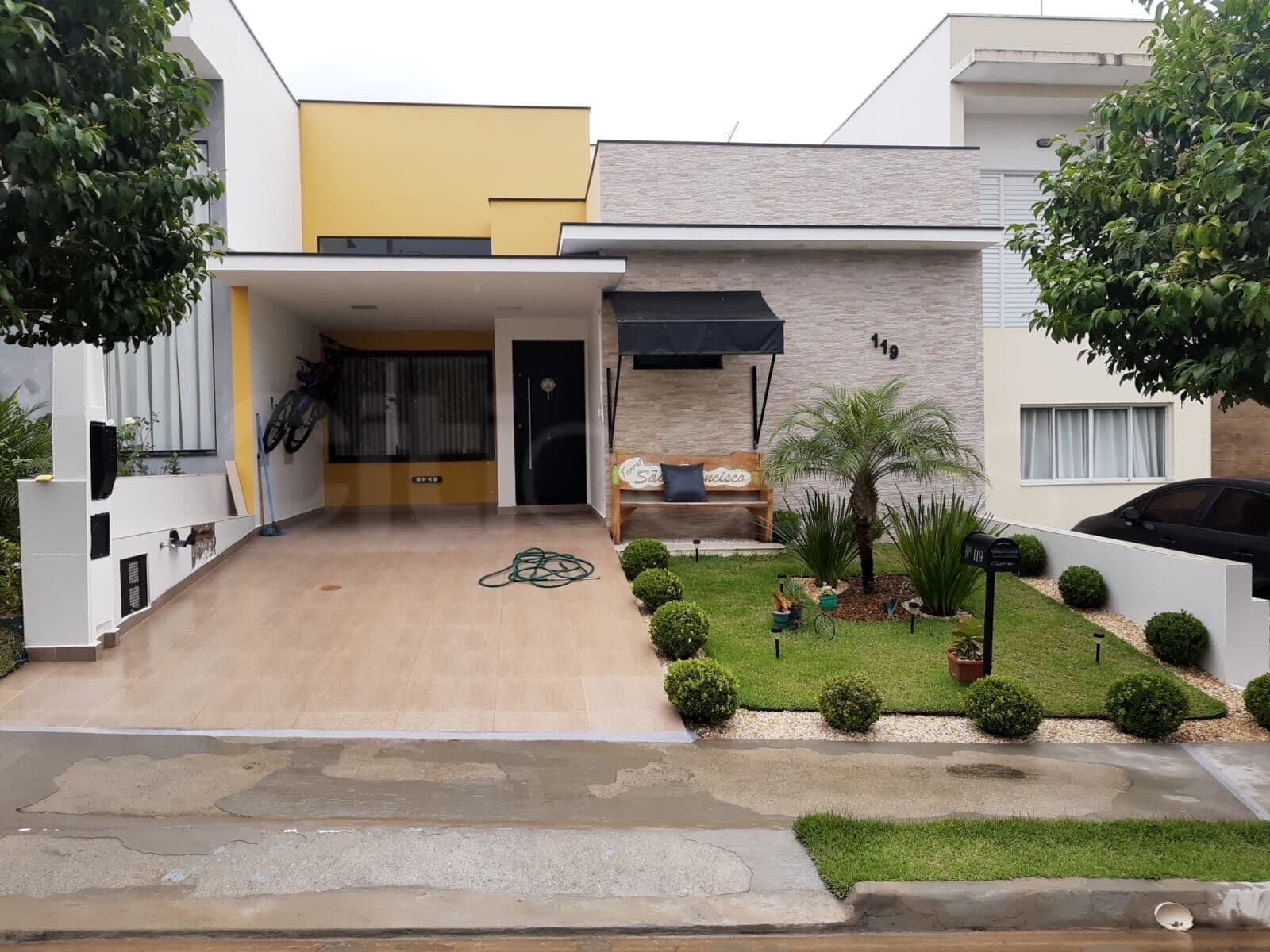 Casa Frente Área Verde. Porteira Fechada, Mobiliada no Condomínio no Residencial Terras de São Francisco