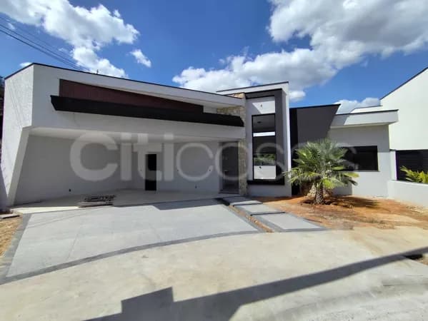 Casa em Condomínio no Residencial Sunlake SPA