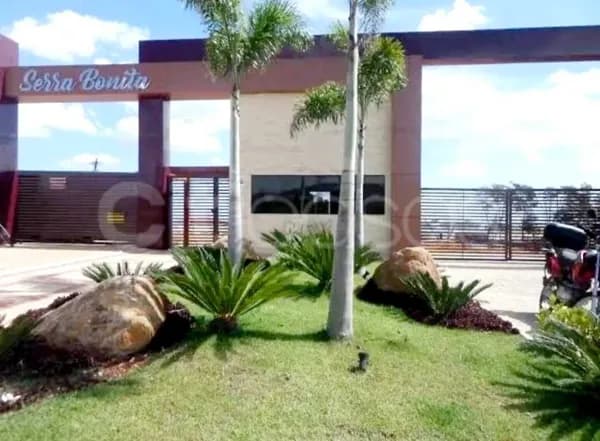 Apartamento Padrão de 47m² com quintal no Condomínio Residencial Parque Serra Bonita