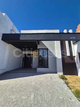 Linda Casa em Condomínio no Residencial Villagio Ipanema