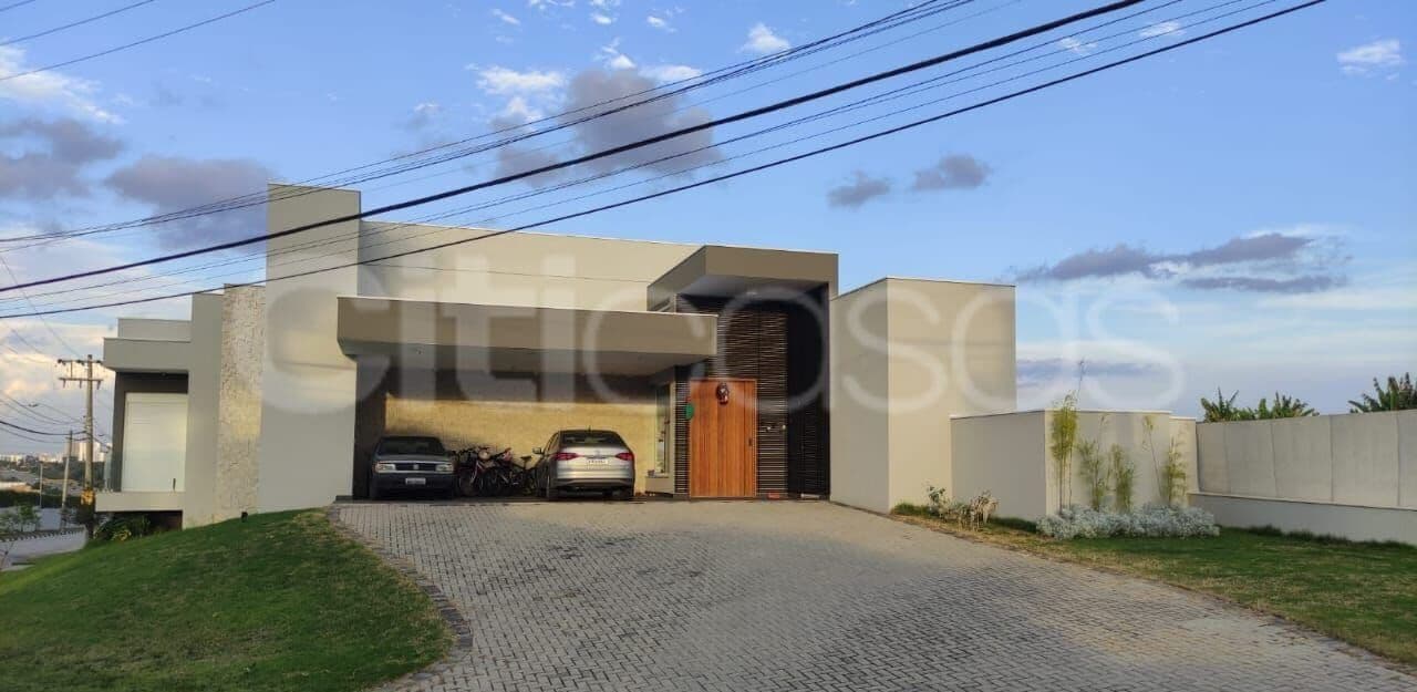 Casa em Condomínio Fazenda Imperial