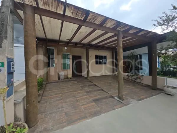 Casa de Condomínio em Sorocaba - Horto Florestal