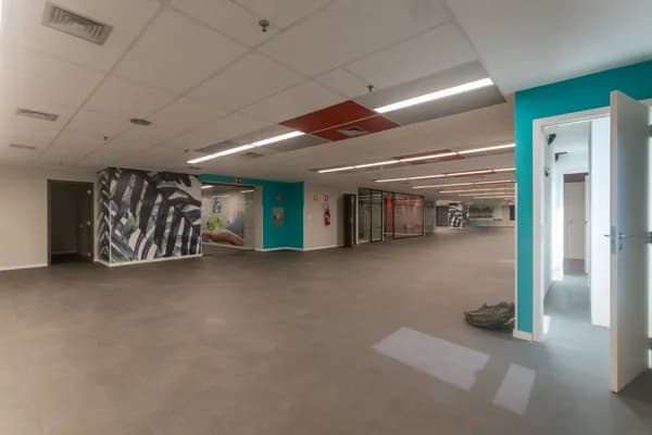 Andar Comercial TELEPORTO