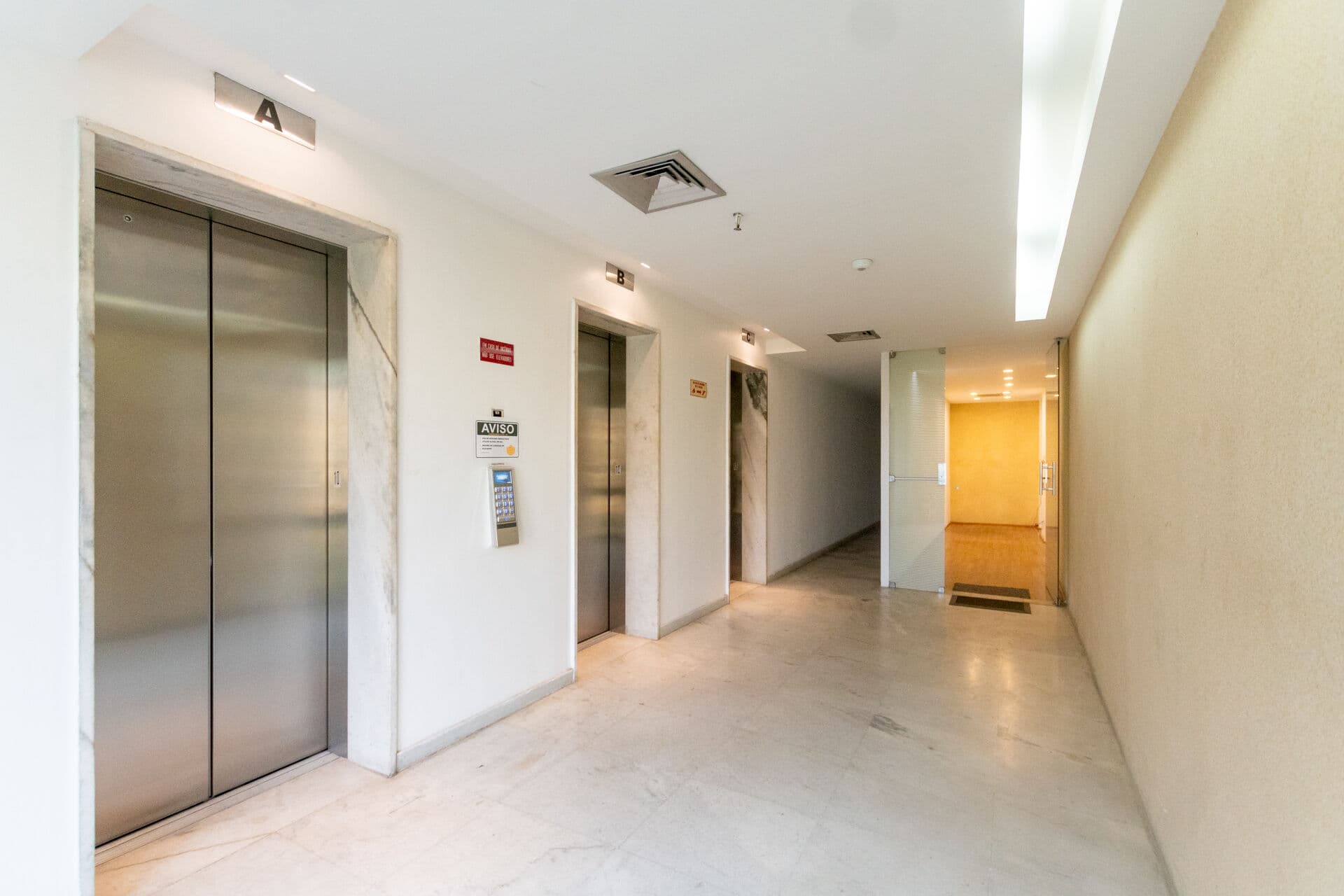 Sala Andar Comercial Cinelandia
