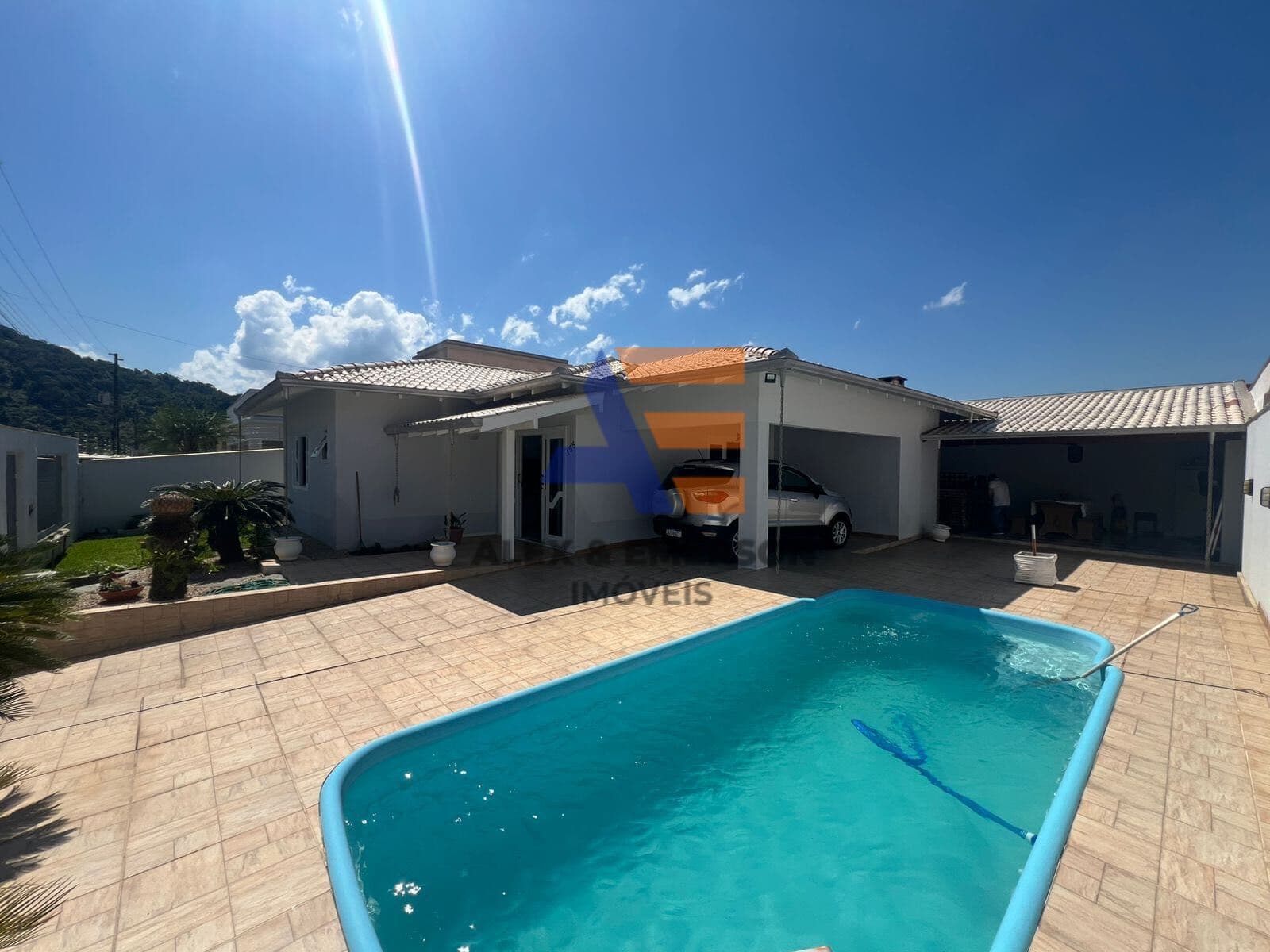 Casa em São João Batista - Tajuba II