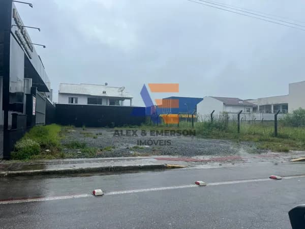 Lote/Terreno em São João Batista - Centro