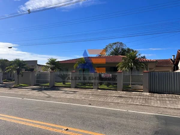 Casa em São João Batista - Rio do Braço