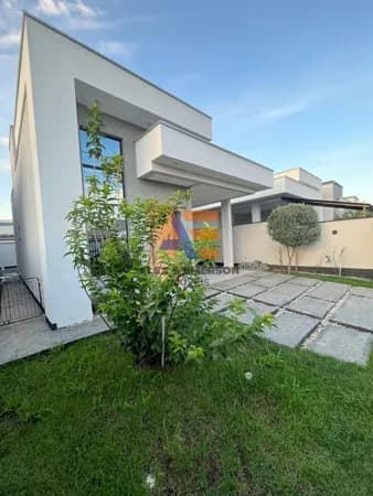 Casa em São João Batista - Tajuba II
