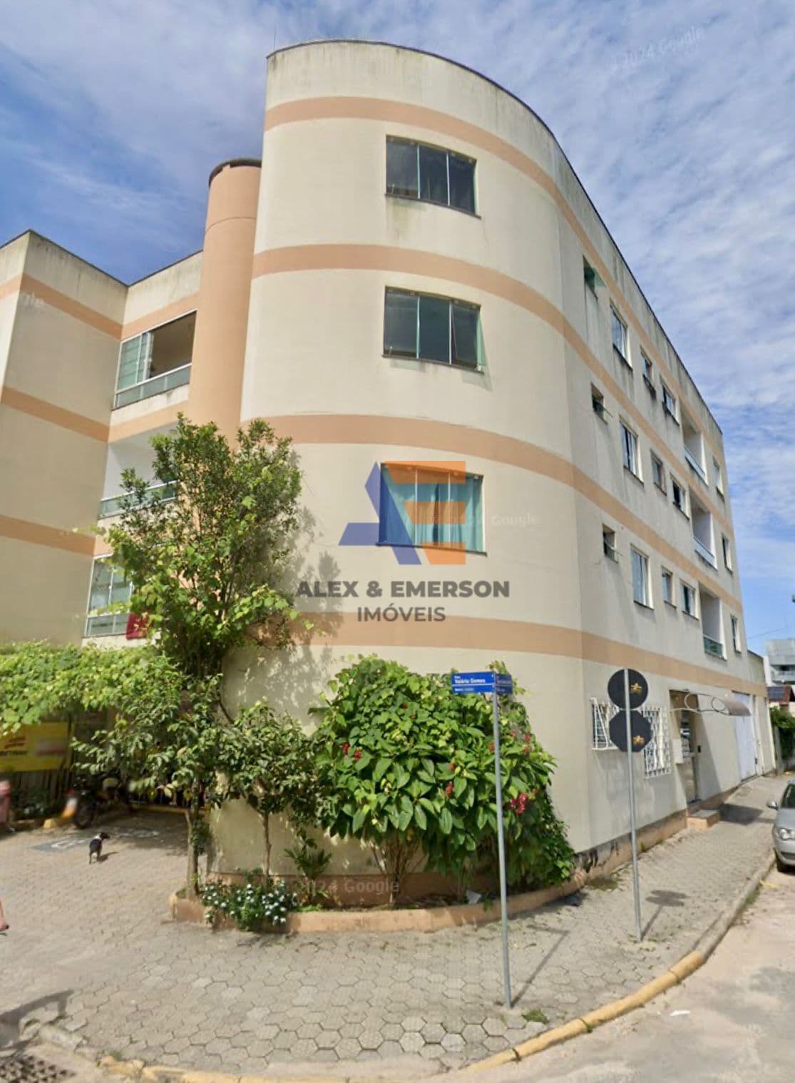 Apartamento em São João Batista - Centro