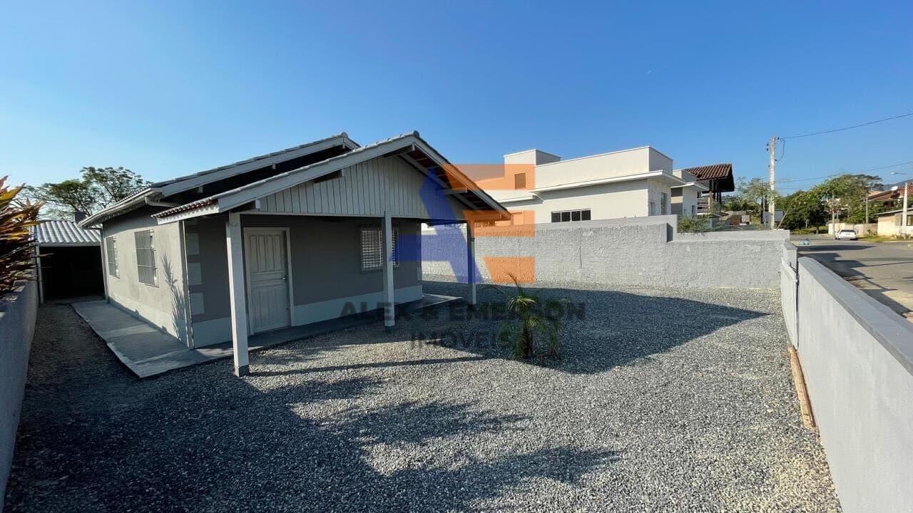 Casa em São João Batista - Tajuba II